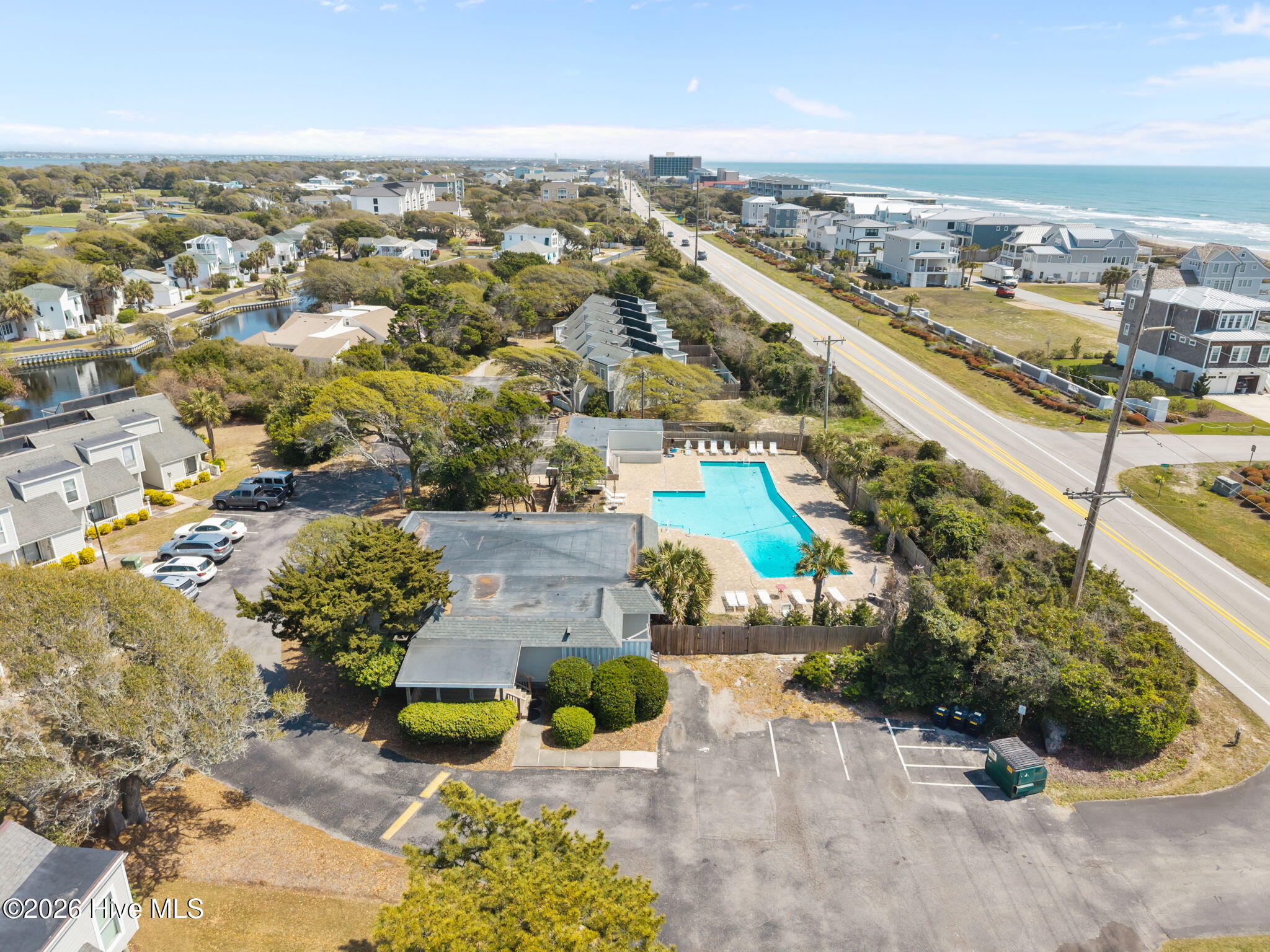 Residential in Pine Knoll Shores 2