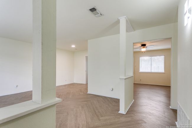 7442 Castle Trail Dr, House other with 3 bedrooms, 2 bathrooms and null parking in San Antonio TX | Image 4