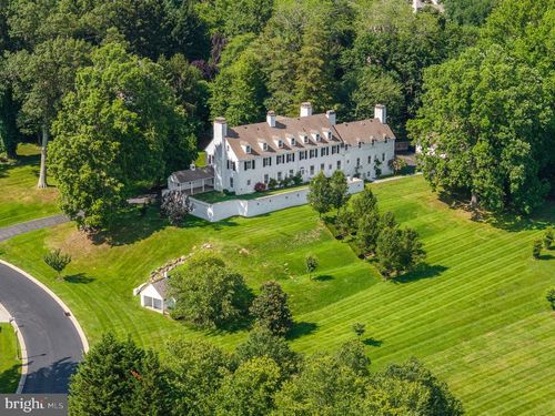 1266 Gulph Creek Dr, WAYNE, PA, 19087-4686 | Card Image