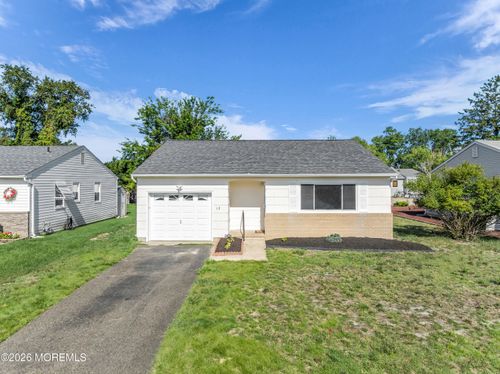 12 Bolingbroke Dr, Toms River, NJ, 08757-4329 | Card Image