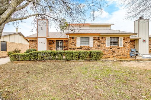 2521 Indigo Ln, Arlington, TX, 76015-1036 | Card Image