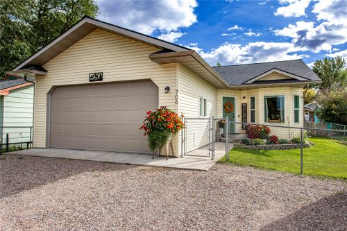 706 10th Avenue E, Polson, MT, 59860 | Card Image