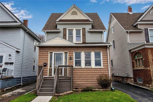 2831 S Park Ave, Lackawanna, NY, 14218-1518 | Card Image