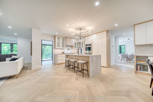 16 Duncannon Dr, House other with 5 bedrooms, 5 bathrooms and 4 parking in Toronto ON | Image 8