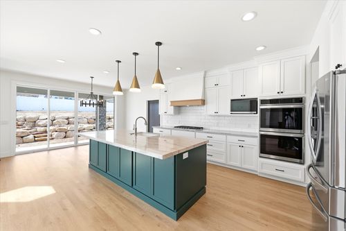 353 N Barlow Ct, Saratoga Springs, UT, 84045-2302 | Card Image