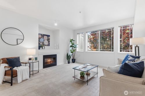 c205-13301 Se 79th Pl, Newcastle, WA, 98059-3238 | Card Image