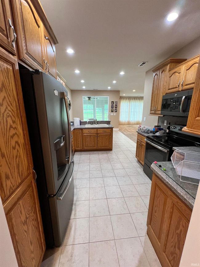 1155 N Fox Ridge Links Dr, Condo with 3 bedrooms, 2 bathrooms and null parking in Vincennes IN | Image 14