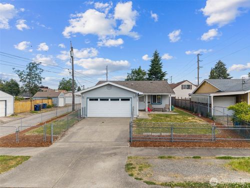 207 S 63rd St, Tacoma, WA, 98408-6338 | Card Image