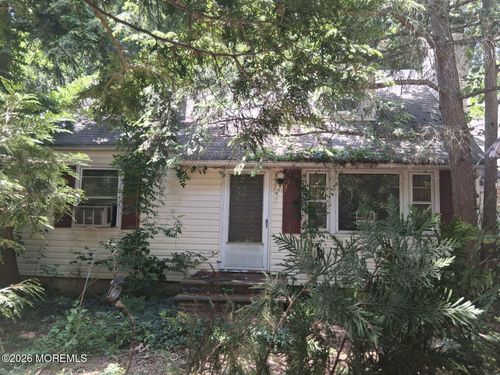 140 Fernhead Avenue, Spotswood, NJ, 08884 | Card Image