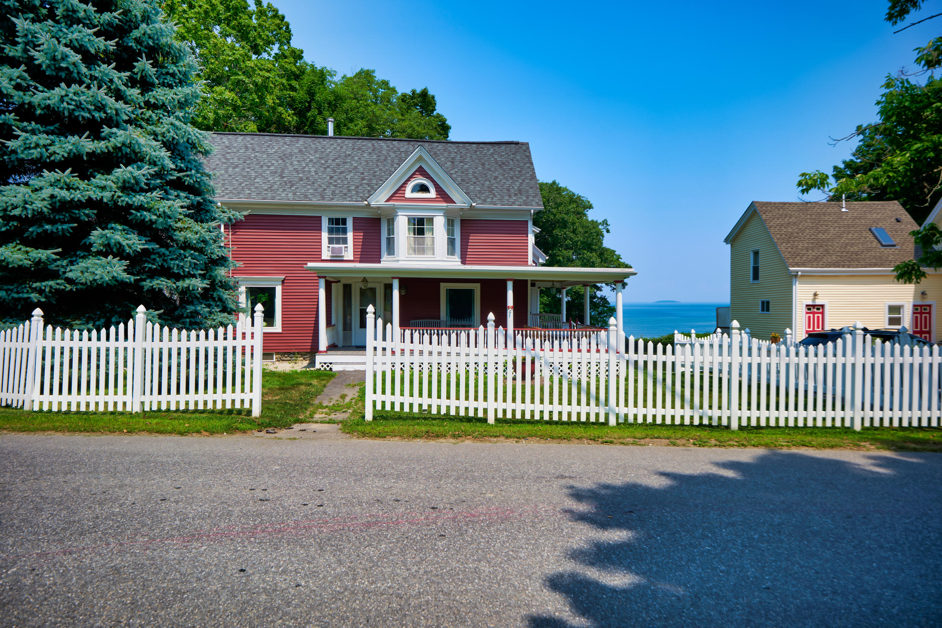 Warrenton St, Rockport, ME 04856