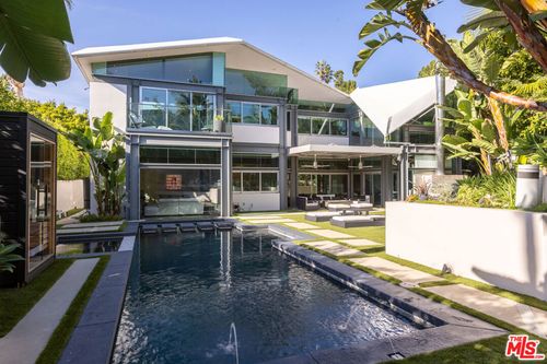 8538 Eastwood Rd, Los Angeles, CA, 90046-1011 | Card Image