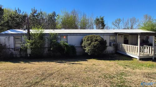 8953 Frankfort Road, Tuscumbia, AL, 35674 | Card Image