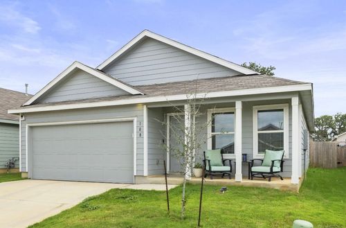 108 Ciarans Crossing Drive, Fredericksburg, TX, 78624 | Card Image
