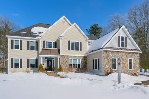 139 Oak Trl, Bolton, MA, 01740-1271 | Card Image