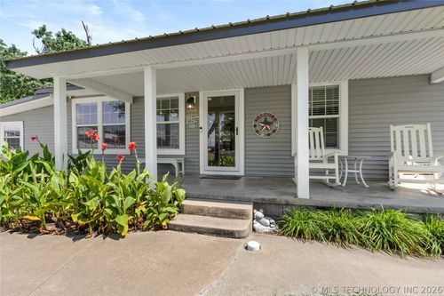 103 E Elm Ave, Eufaula, OK, 74432-1853 | Card Image