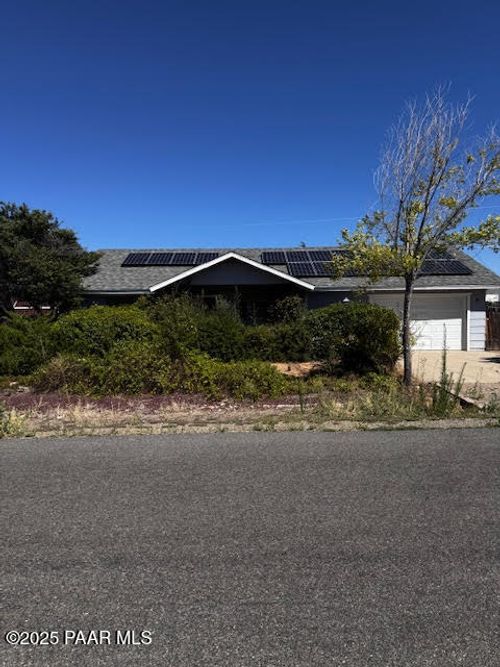 3559 N Valorie Dr, Prescott Valley, AZ, 86314-8235 | Card Image