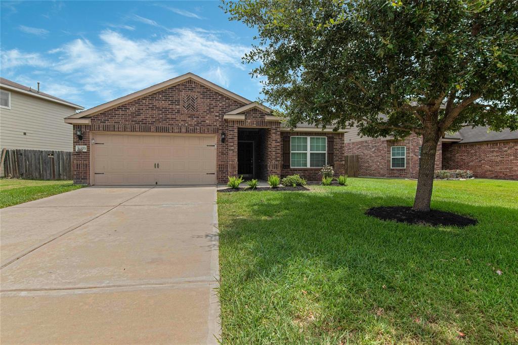 Oakbriar Ln, Richmond, TX 77469