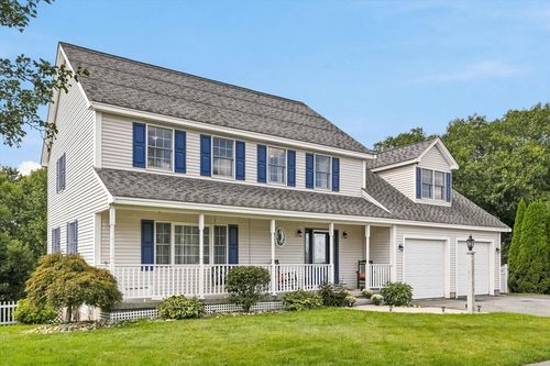 33 Fairway Dr, Woburn, MA, 01801-5473 | Card Image