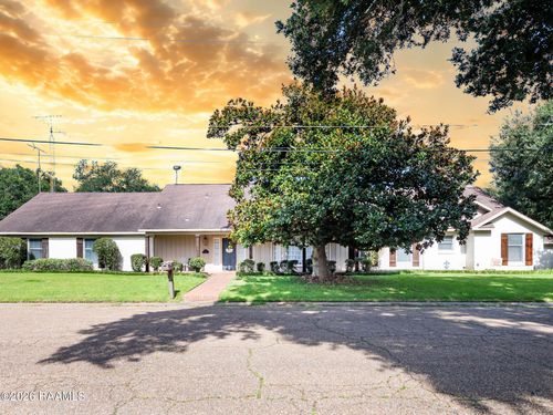 351 7th St, Eunice, LA, 70535-4142 | Card Image