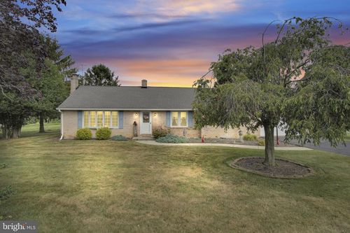 2382 Stoverstown Road, SPRING GROVE, PA, 17362 | Card Image