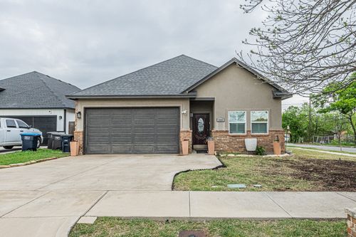 5900 Houghton Avenue, Fort Worth, TX, 76017 | Card Image
