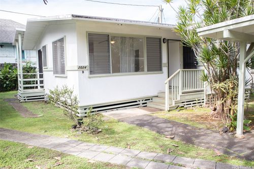 d-2024 Ohai Lane, Honolulu, HI, 96817 | Card Image