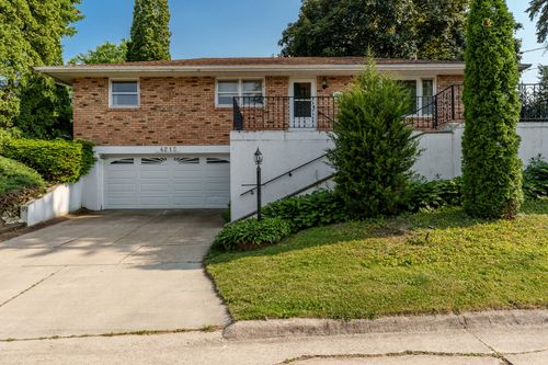 4215 Dempster Ave, Rockford, IL, 61108-3908 | Card Image
