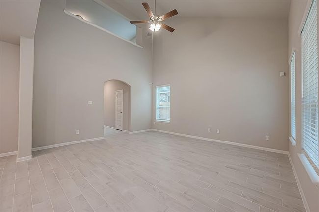 27335 Axis Deer Trl, House other with 3 bedrooms, 3 bathrooms and 2 parking in Magnolia TX | Image 8