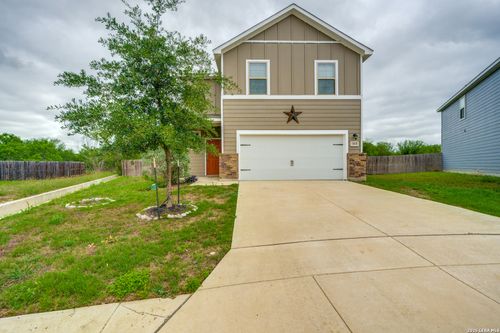 11038 Airmen Dr, Converse, TX, 78109-1457 | Card Image