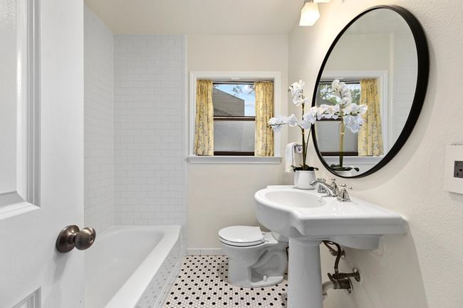 7313 Grover Ave, House other with 2 bedrooms, 1 bathrooms and 2 parking in Austin TX | Image 15