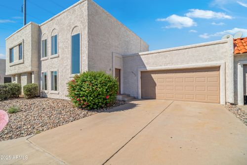 16061 N 26th Cir, Phoenix, AZ, 85023-4101 | Card Image