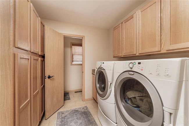 1191 Chipper Ln, House other with 5 bedrooms, 4 bathrooms and null parking in Huntley MT | Image 16