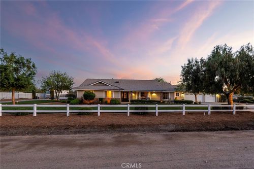 29575 Merjanian, Menifee, CA, 92584 | Card Image
