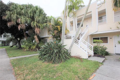 201-3413 Nw 44th St, Lauderdale Lakes, FL, 33309-4262 | Card Image