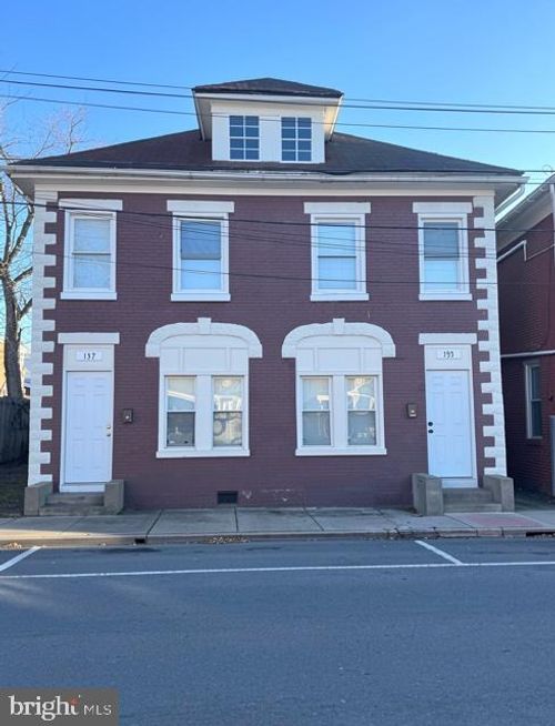 135-137-135 Fairground Avenue, HAGERSTOWN, MD, 21740 | Card Image