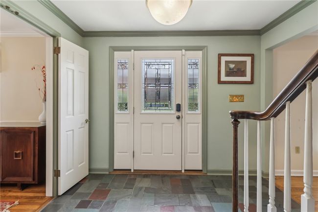 Enter Dining Room on the left. | Image 7