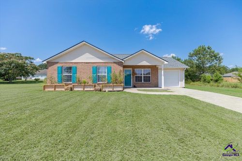 18 Woodrow Miller St, Hawkinsville, GA, 31036-4515 | Card Image