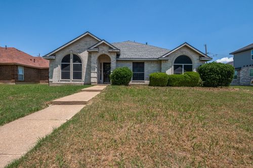 2613 Wild Grove Ln, Lancaster, TX, 75146-1167 | Card Image