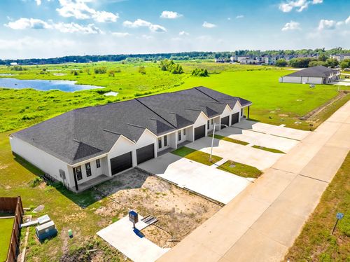 167 Emerson Dr, Houma, LA, 70360-8202 | Card Image