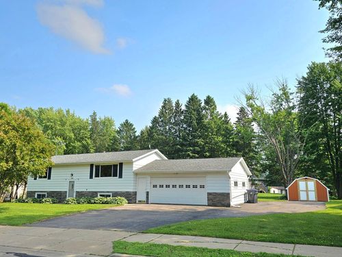 1116 E Mcmillan St, Marshfield, WI, 54449-1130 | Card Image