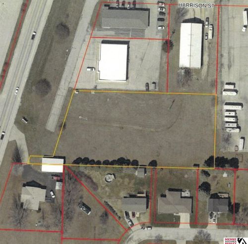 605 Pioneer Ave, Oakland, IA, 51560-4626 | Card Image