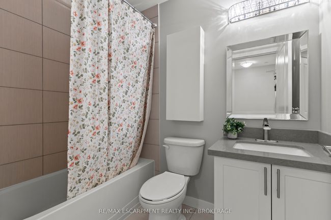 230 - 35 Southshore Cres, Condo with 1 bedrooms, 1 bathrooms and 1 parking in Stoney Creek ON | Image 13