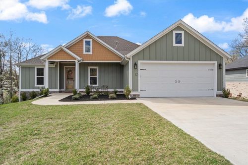 12 Ruthwell Dr, Bella Vista, AR, 72715-2912 | Card Image