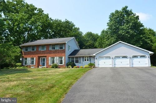 308 Blacksmith Rd, DOUGLASSVILLE, PA, 19518-9244 | Card Image