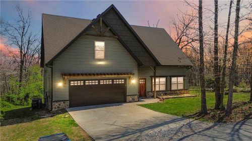 9 Kings Lynn Ln, Bella Vista, AR, 72715-7510 | Card Image