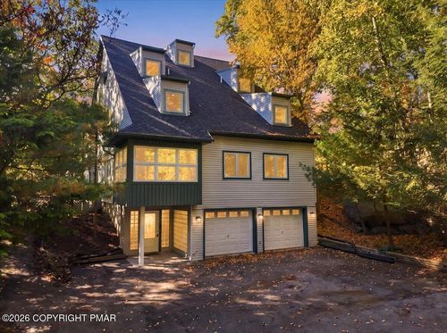 2603 Majestic Ct, East Stroudsburg, PA, 18302-6689 | Card Image