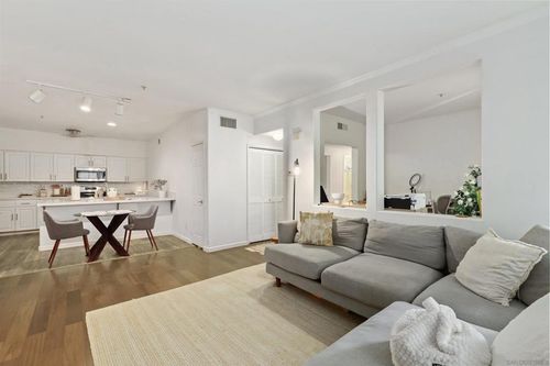 unit-201-12364 Carmel Country Rd, San Diego, CA, 92130-4511 | Card Image