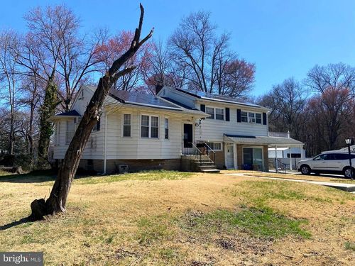 70 Locust Ave, PENNSVILLE, NJ, 08070-1717 | Card Image