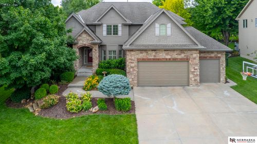 19273 Williams St, Omaha, NE, 68130-3018 | Card Image