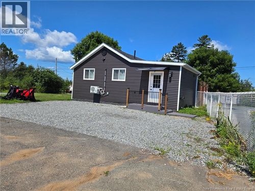 380 Latimore Lake Rd, Saint John, NB, E2N1X3 | Card Image